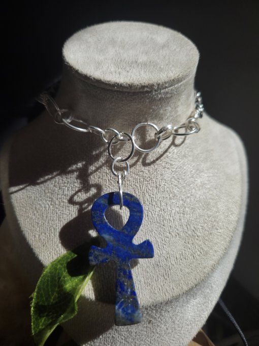Collier Ankh Lapis Lazuli , pierre de Sagesse et D’expression.