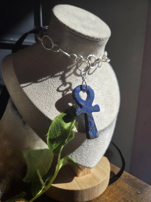 Collier Ankh Lapis Lazuli , pierre de Sagesse et D’expression.