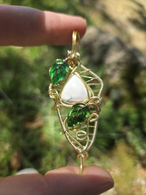 Pendentif Howlite – Calme Et Clarté Mentale  