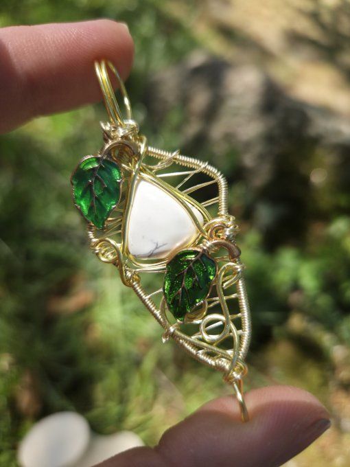 Pendentif Howlite – Calme Et Clarté Mentale  