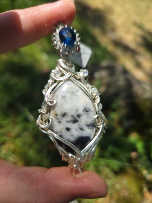 Légende white buffalo calcite 