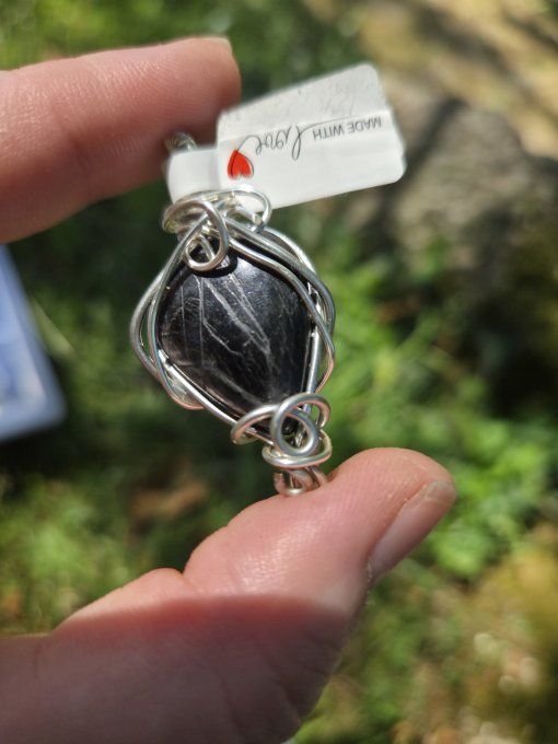 Amulette argent Hypersthène -ancrage et protection 
