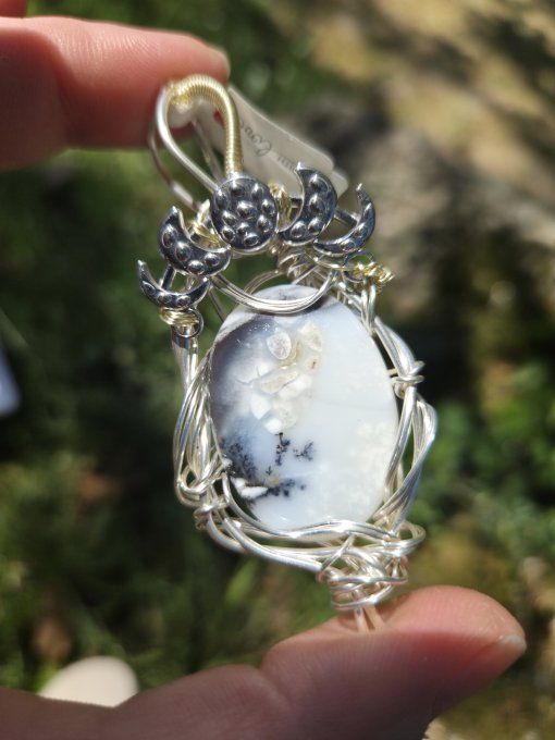  Amulette Merlinite (✨Opale Dendritique) Pierre de Magie et d’Équilibre✨