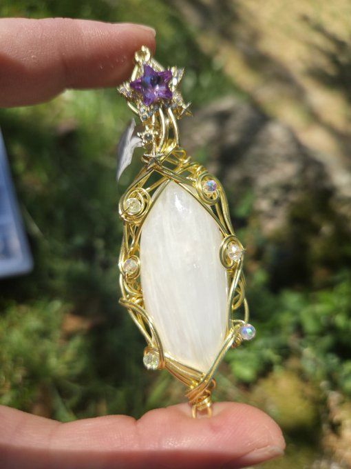 Légende Scolecite Blanche , bijou or 