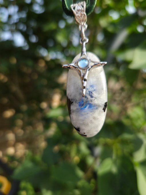 Pendentif Péristérite  -pierre de lune : protection et concentration 