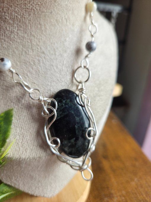 Pendentif tourmaline verte- Verdellite ✨liberation du coeur 