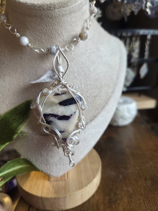 Pendentif✨Calcite Fluorite violette