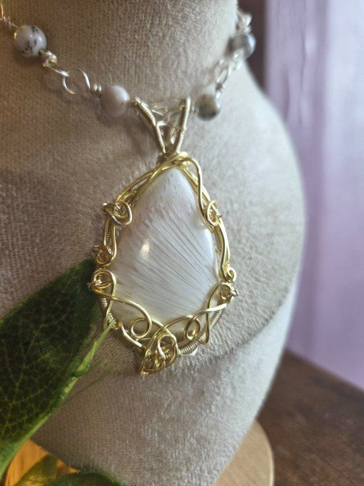 Pendentif Amulette Argent Scolécite – Amour Inconditionnel & Harmonie 