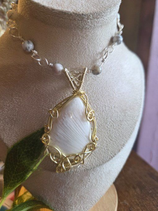 Pendentif Amulette Argent Scolécite – Amour Inconditionnel & Harmonie 
