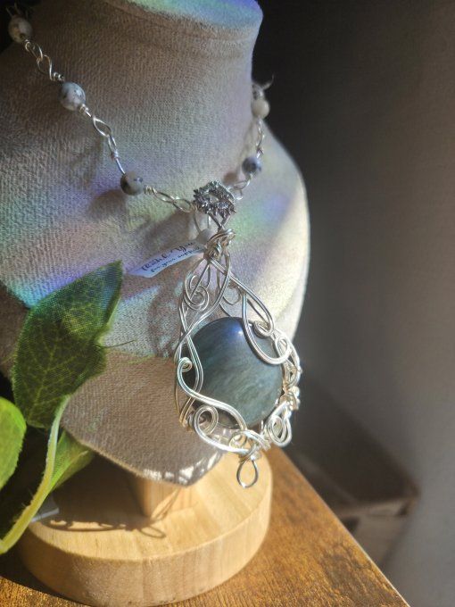 Pendentif Menta huichuol -✨L'obsidienne de Feu 