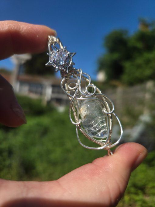 Pendentif Topaze bleu ✨ - pierre brut: apaisemeent et harmonie