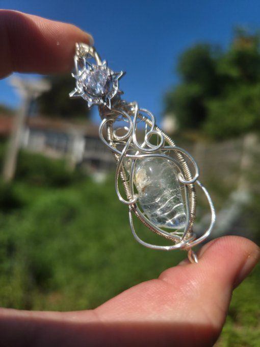 Pendentif Topaze bleu ✨ - pierre brut: apaisemeent et harmonie