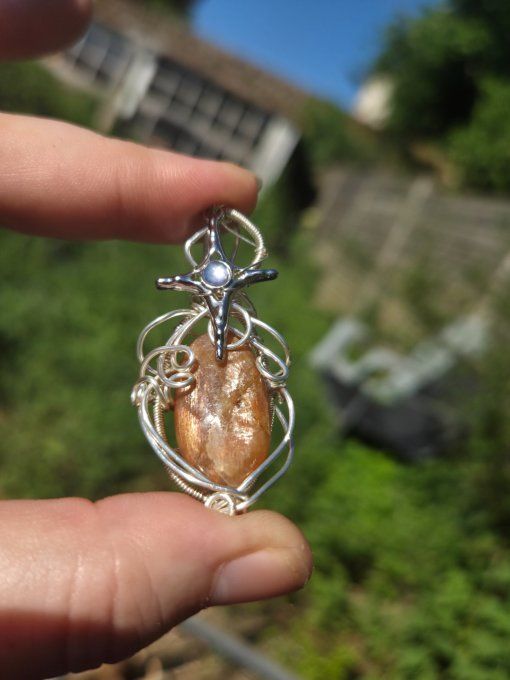 Pendentif Argent Pierre de Soleil Lattice : pierre de joie & vitalité