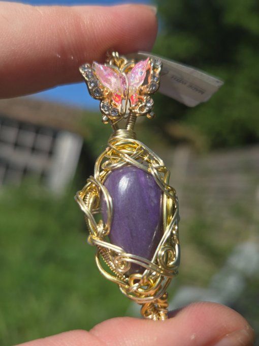✨ Charoïte ,la petite amulette d'or