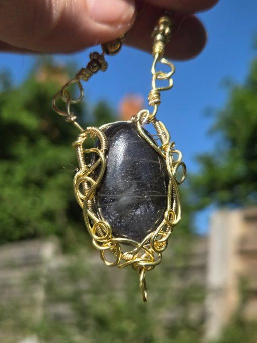Collier Iolite gemme pierre de soleil☀️Clarté, Confiance & Lumière Intérieure ✨  