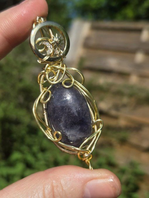 Pendentif Or Iolite (Cordierite) –✨ peurs profondes et anxieté 