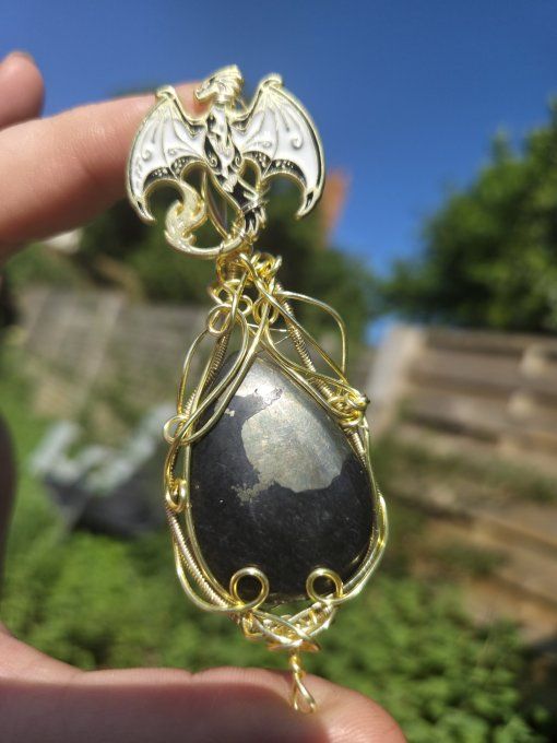  Amulette Dragon Chalcopyrite -Une Pierre d'eveil ✨   