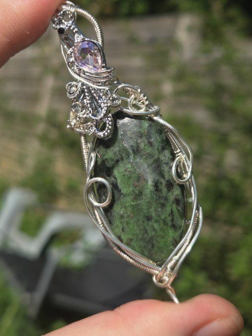 Pendentif Diopside chrome✨ Amulette  