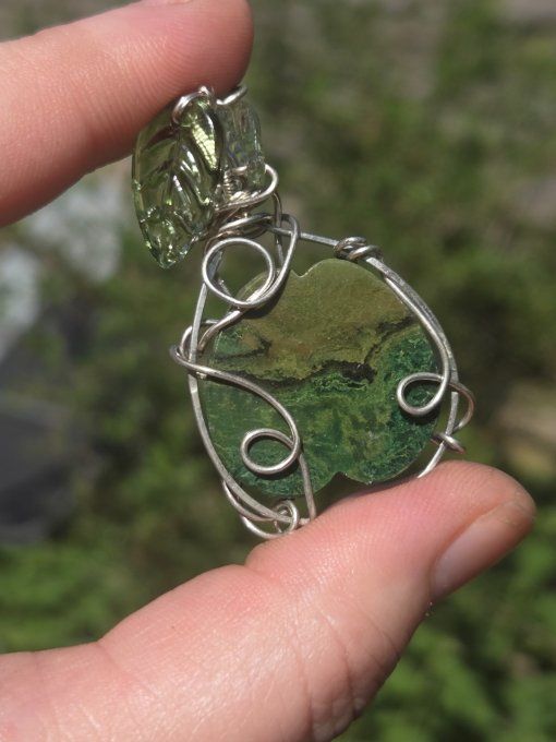 Pendentif pomme Jaspe verte