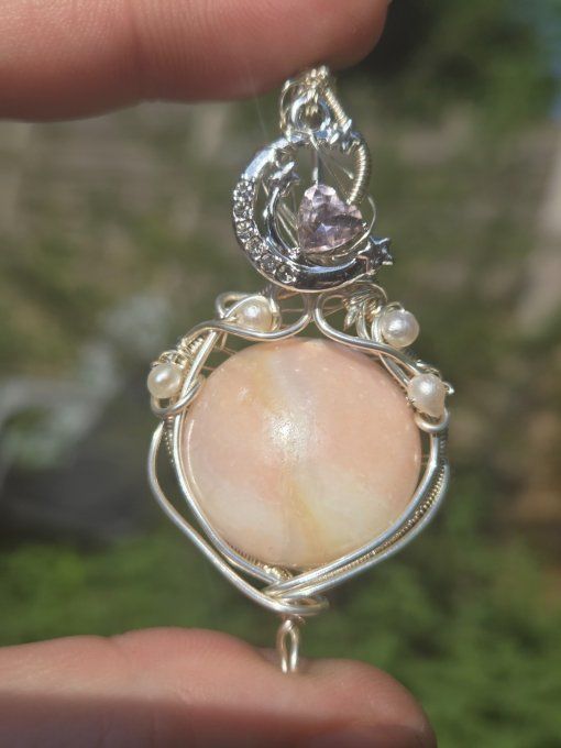 Amulette Opale Rose – Harmonie Émotionnelle & Protection Du Cœur