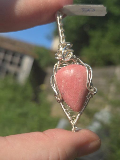 Pendentif Thulite ✨equilibre emotionnel 