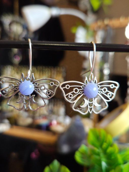 Boucle Agate Blue Lace - serenité et parole 