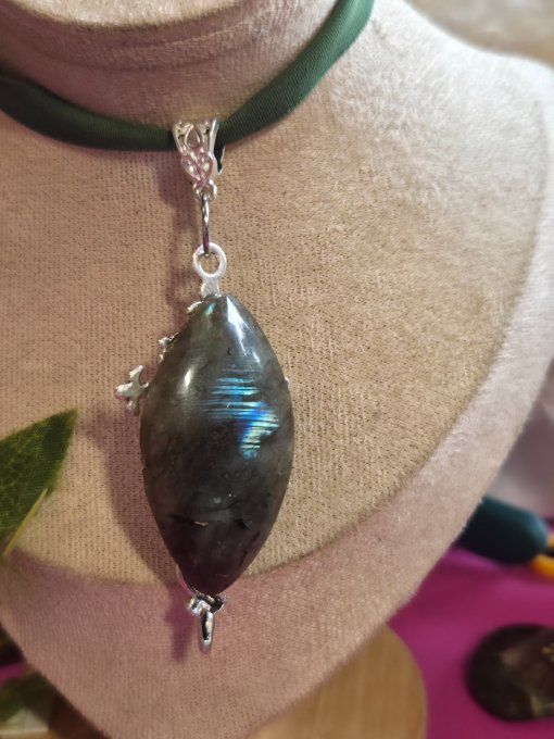 Pendentif Labradorite ✨ serment de l’épée