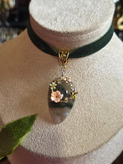 Pendentif Agate Mousse – Connexion, Renouveau & Sérénité   