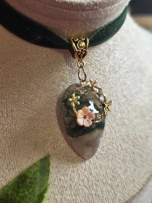 Pendentif Agate Mousse – Connexion, Renouveau & Sérénité   