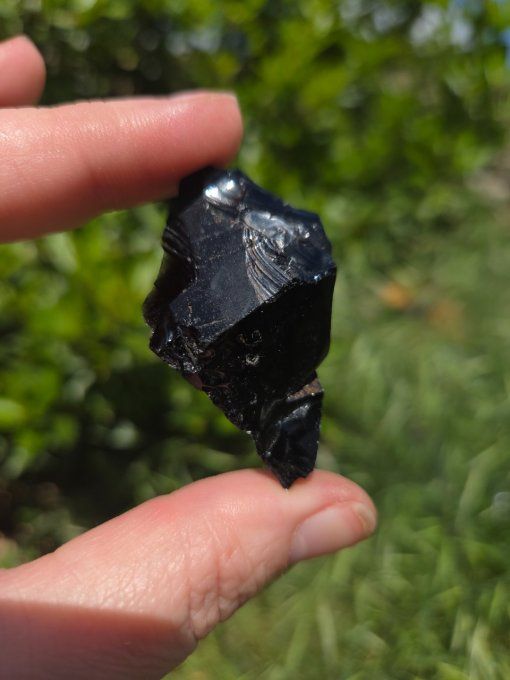 Larme d’obsidienne noire