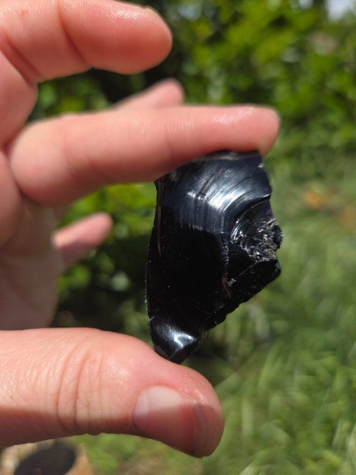 Larme d’obsidienne noire