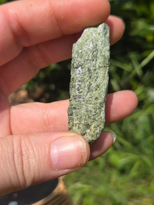 Tourmaline verte brut 
