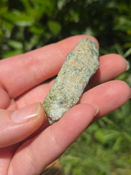 Tourmaline verte brut 
