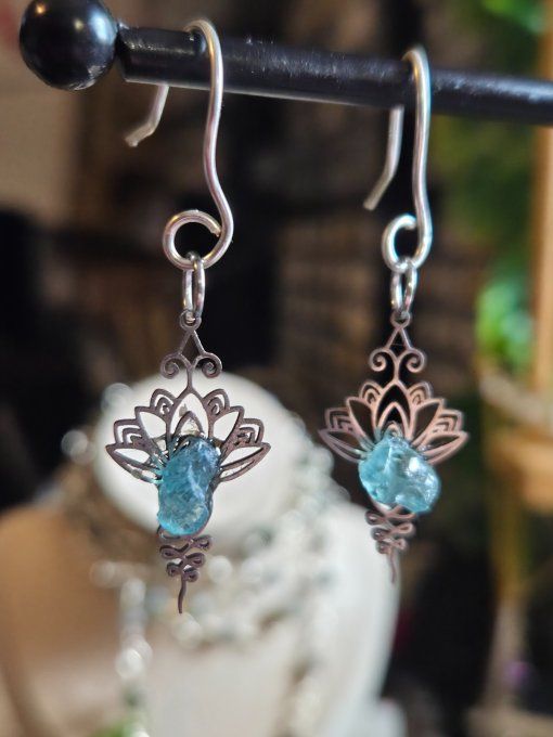 Boucle d’oreille aigue marine  - unalom lotus