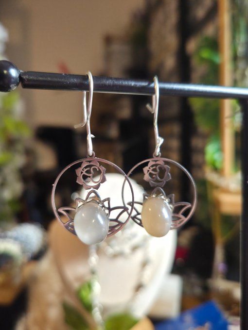 Boucles Pierre de lune Hecatolite