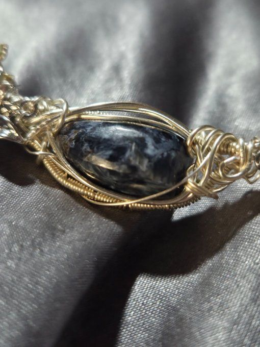 Collier Gaïa en Piétersite : pierre des tempêtes