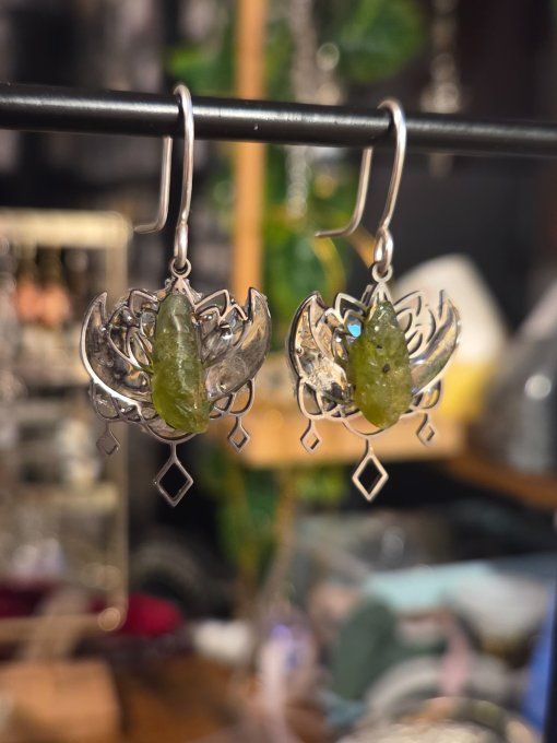 Boucle d’oreille Péridot (Olivine) – Protection, Sérénité & Bien-Être   