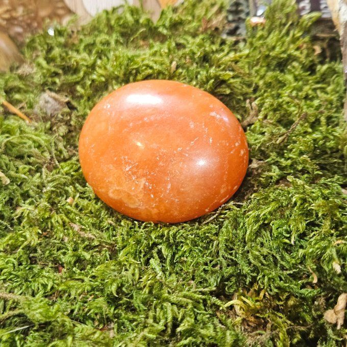 Galet calcite orange