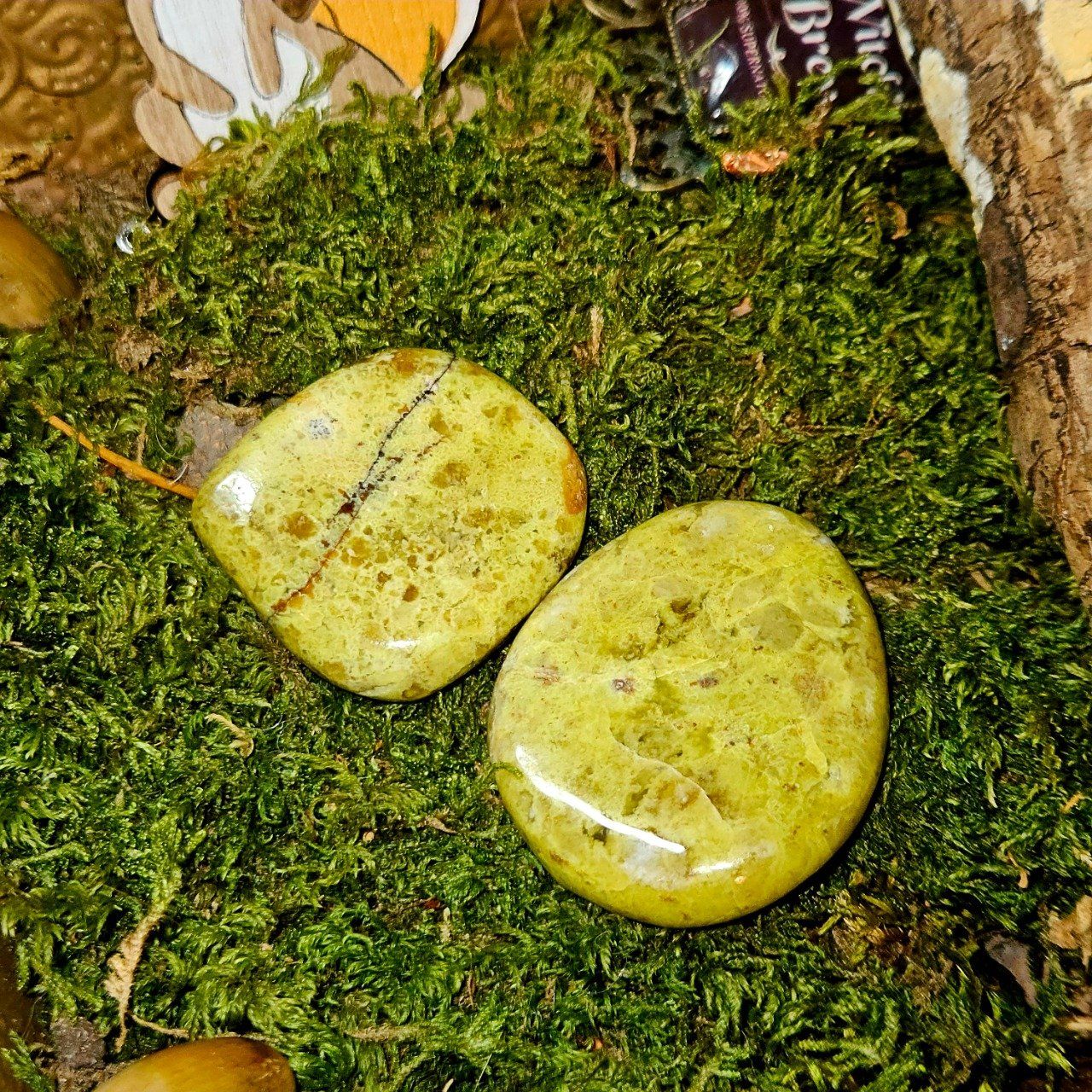 Galet Opale verte 5*3