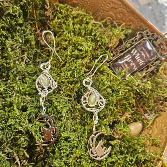 Boucle d'oreille scapolite 