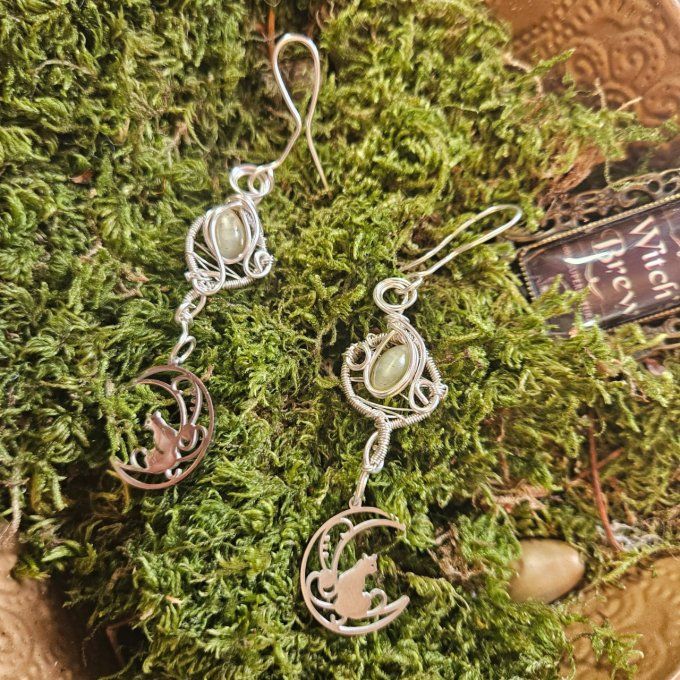 Boucle d'oreille scapolite 