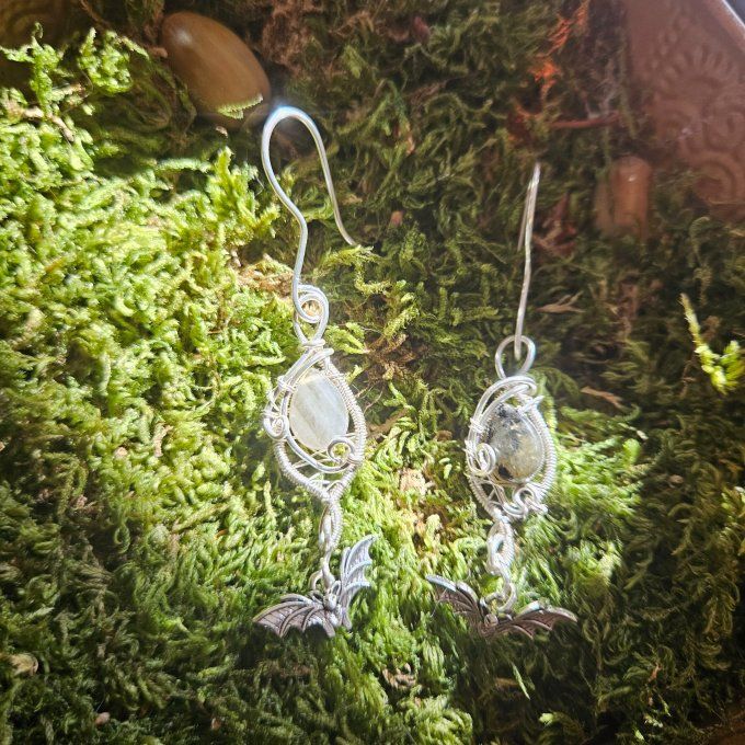 Boucle d'oreille unique Labradorite 