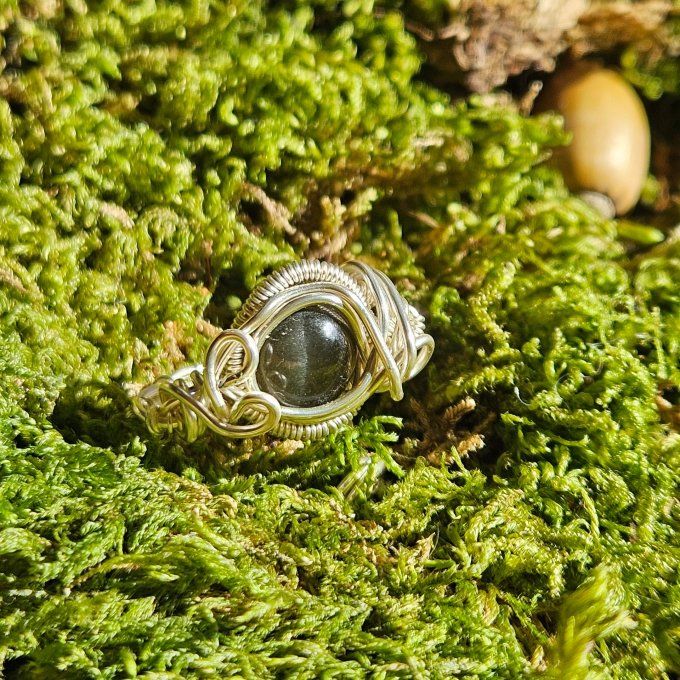 Bague scapolite noire -chrysobéryl- 