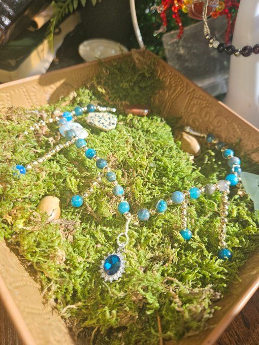 Collier goutte de pluie Apatite Bleu