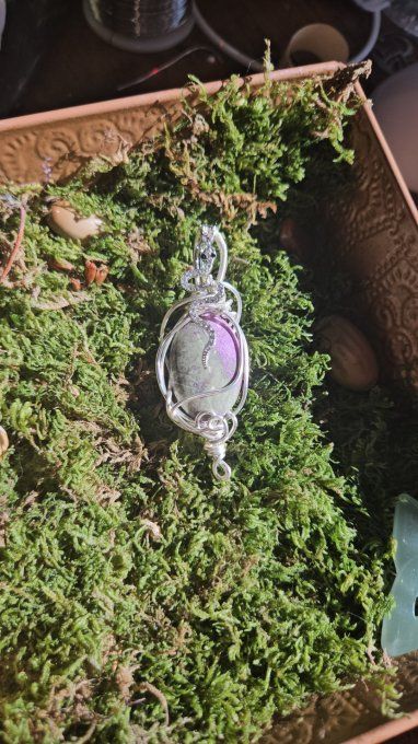 Atlantisite (Stichtite sur Serpentine) ✨