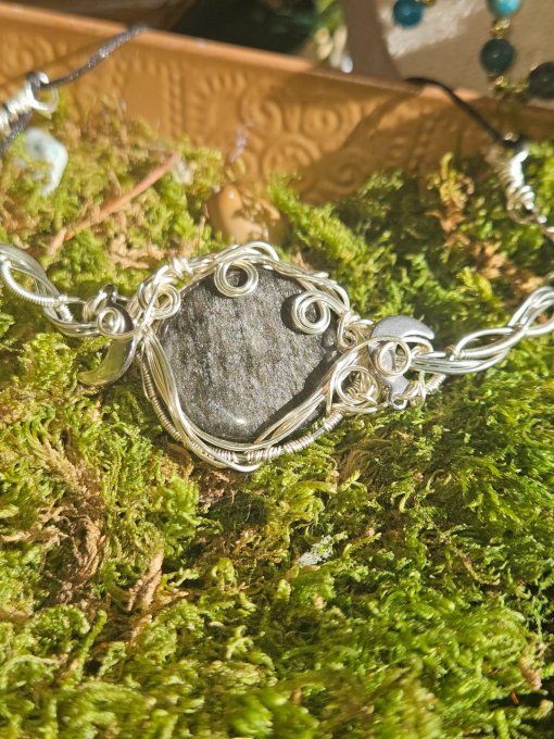  Collier Charms Obsidienne Argentée – Libération et Équilibre