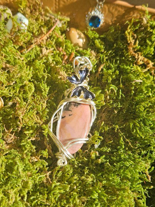 Rhodonite ✨