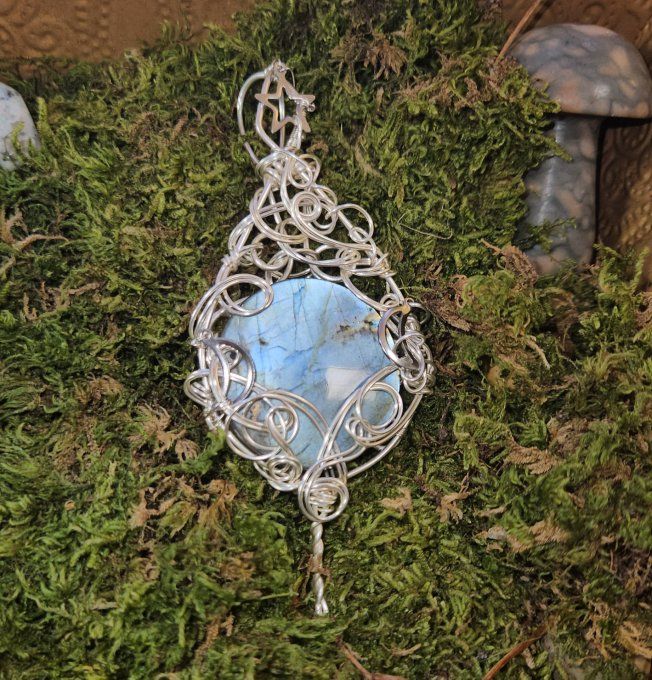 Triple lune ciel de brume : Labradorite 