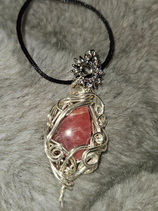 Rhodochrosite , amulette 