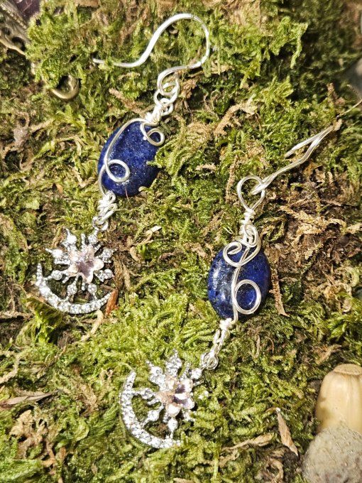 Boucles d'oreille  flocon de lune: lapis lazuli 